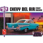 AMT1460 1957 Chevy Bel Air Street Machine 1:25