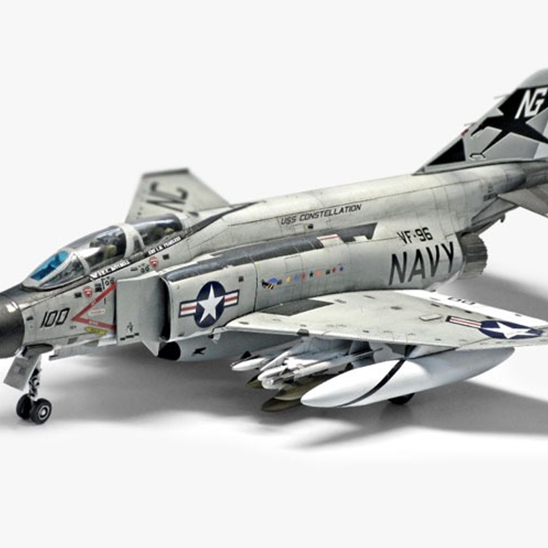 [1/72] F-4J "SHOWTIME 100"